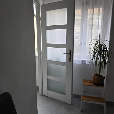 Centar Lägenhet *